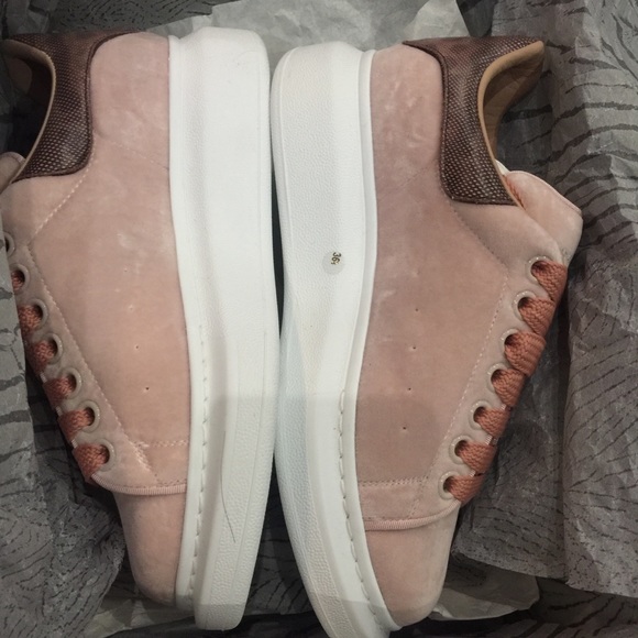 SOLD • SOLD • SOLD•••Alexander McQueen sneakers - Picture 10 of 12